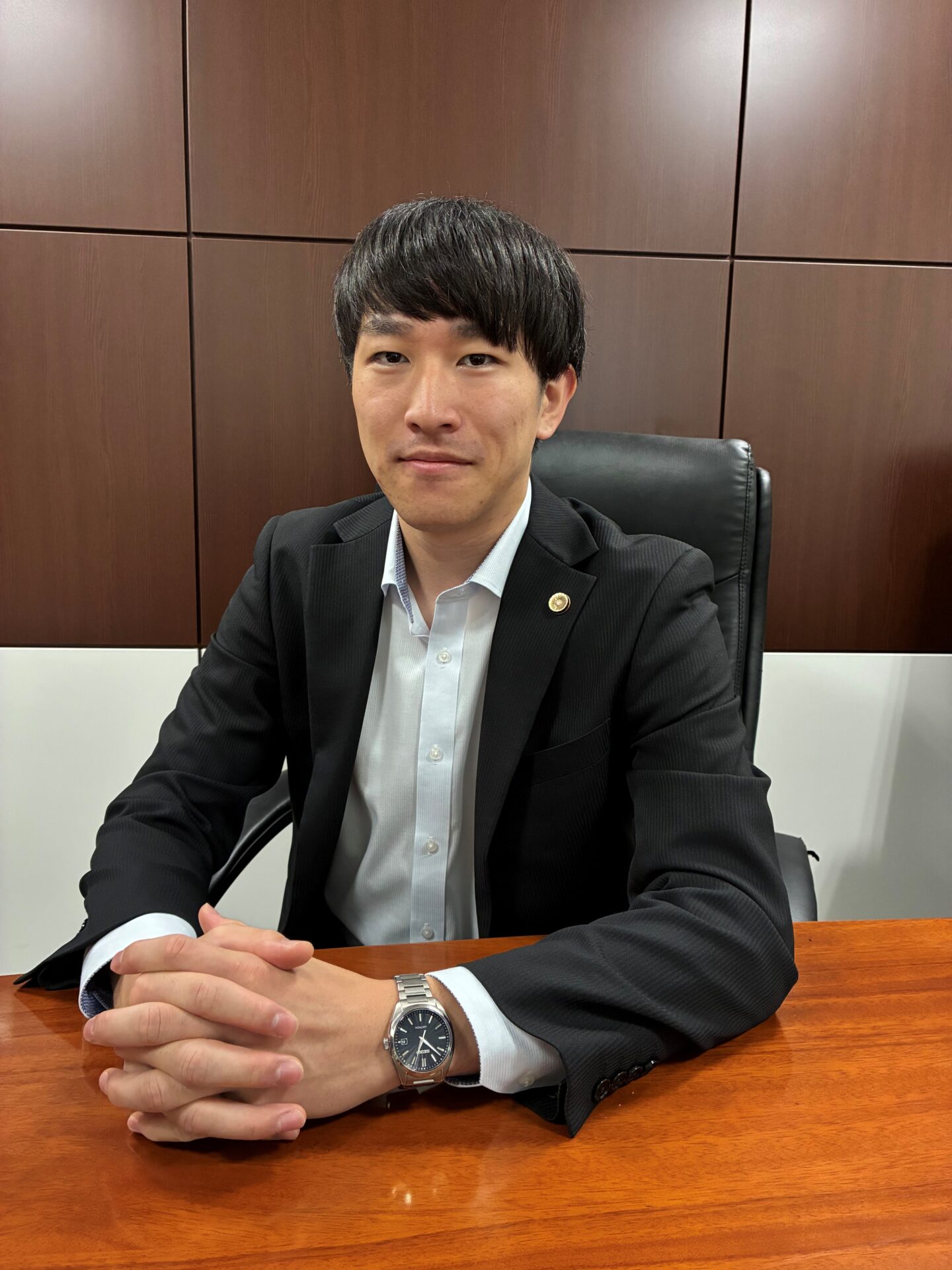 荒平弁護士